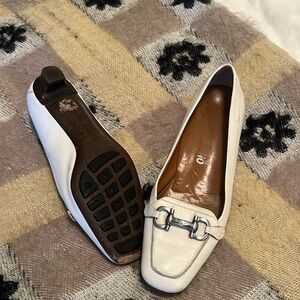Ferragamo white leather kitten heels size 7.5